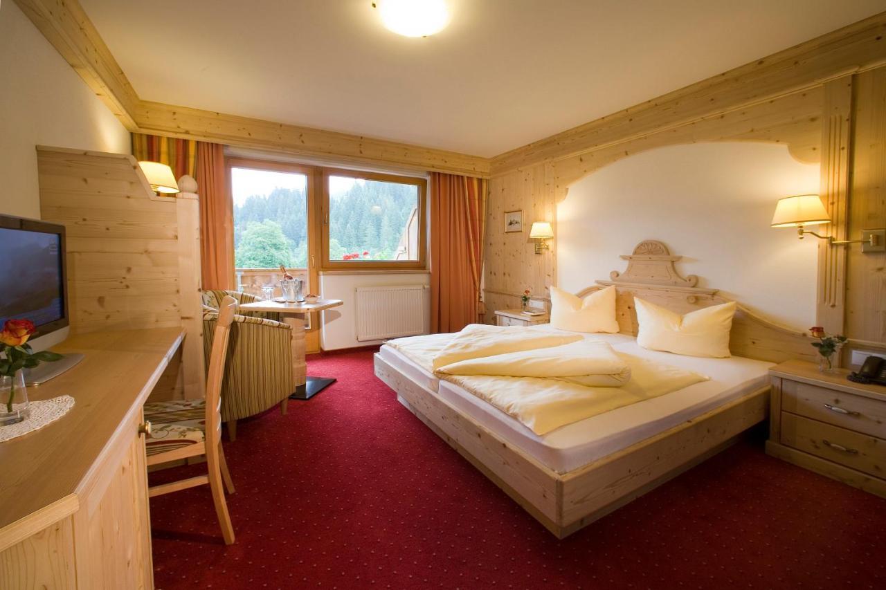Alpenhotel Tirolerhof Герлос Екстер'єр фото
