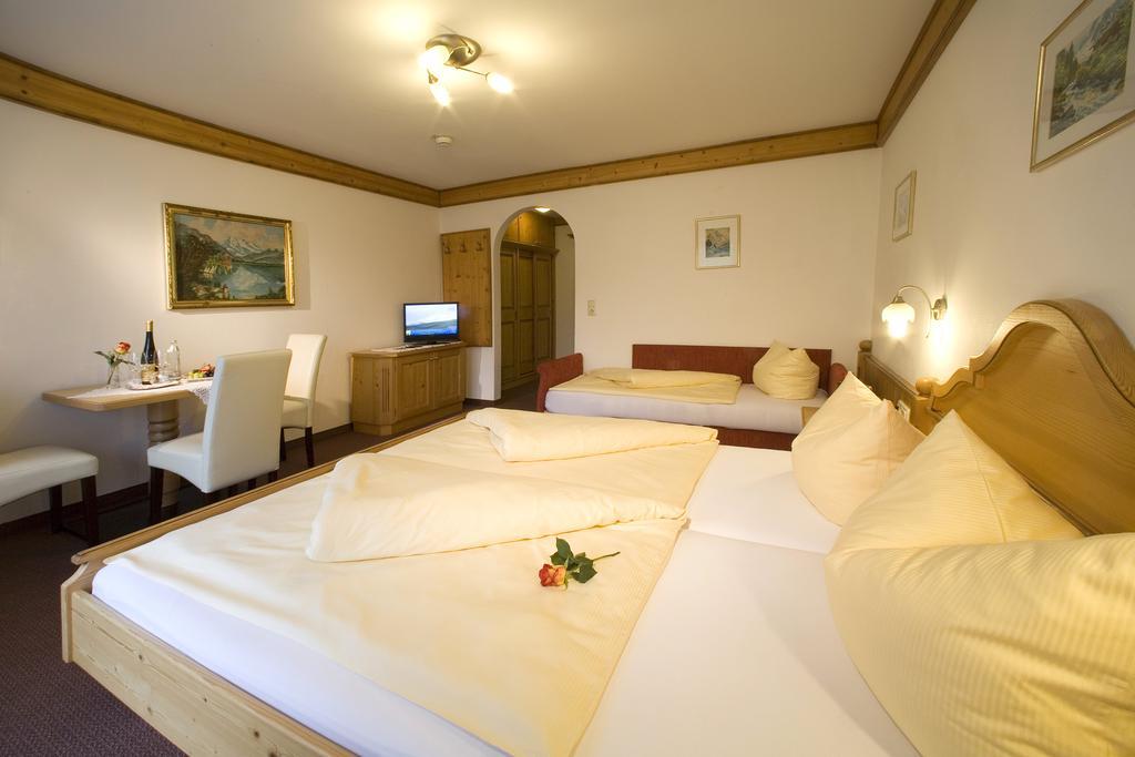 Alpenhotel Tirolerhof Герлос Номер фото