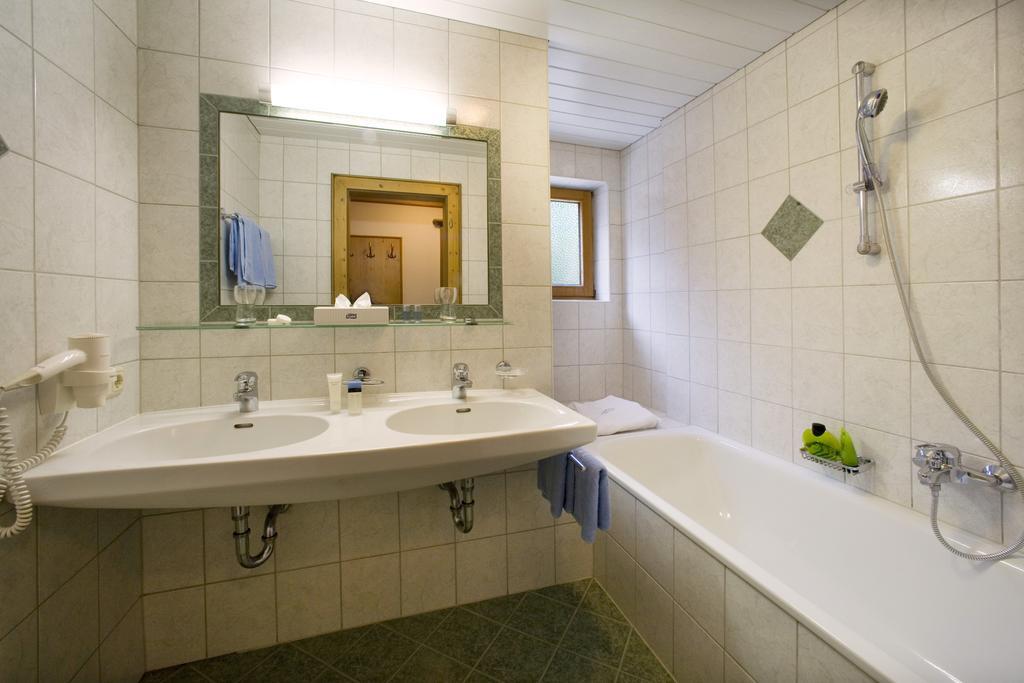 Alpenhotel Tirolerhof Герлос Номер фото
