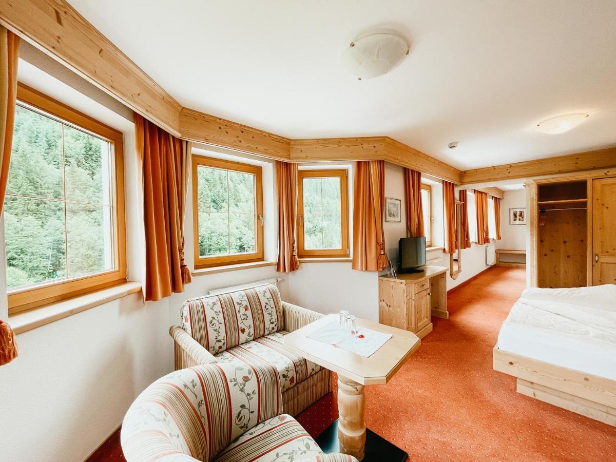 Alpenhotel Tirolerhof Герлос Екстер'єр фото