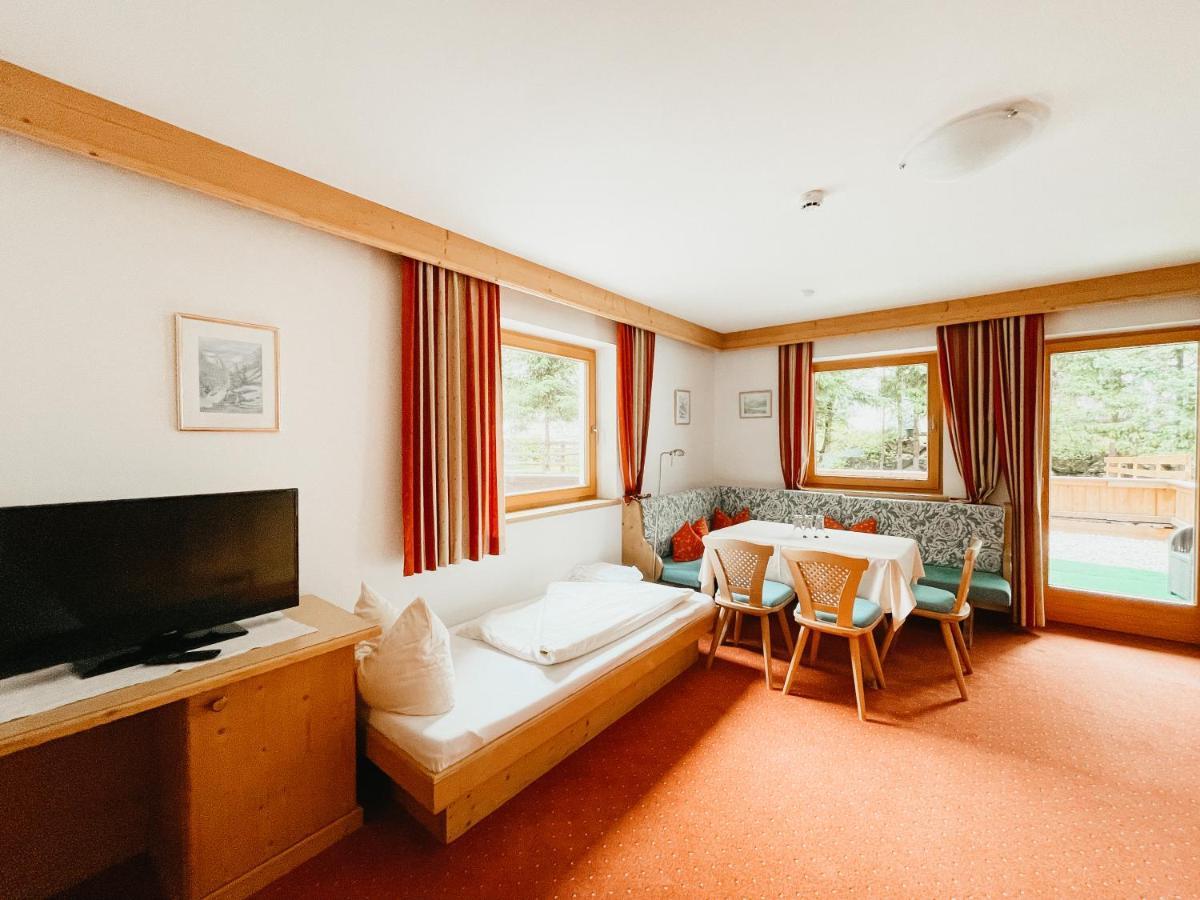 Alpenhotel Tirolerhof Герлос Екстер'єр фото